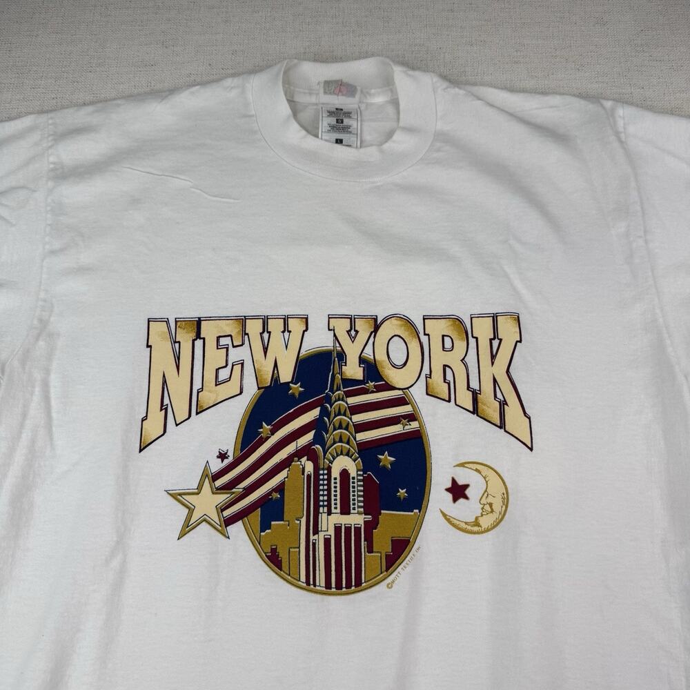 Vintage L Fruit of The Loom New York Twin Towers Empire State Building T-Shirt